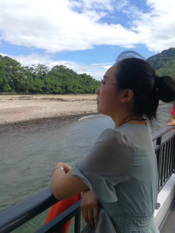 杨海燕.jpg